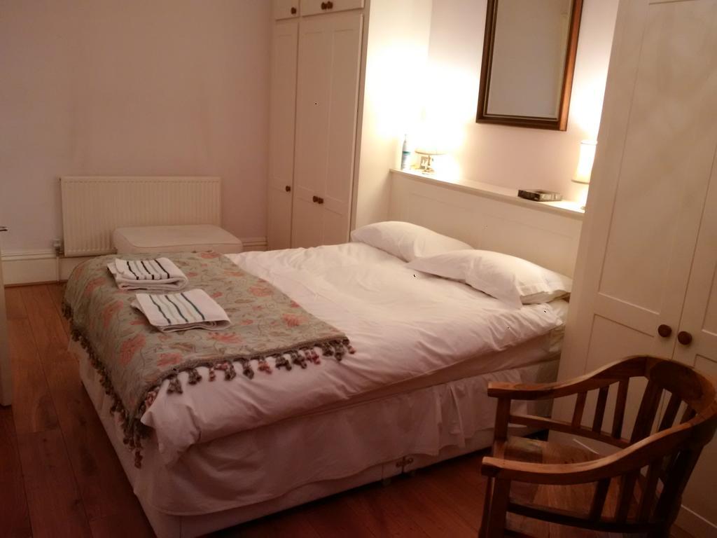 Ferienwohnung Luxury Holland Park, Sleeps 2, Free S'Fast Wifi London Exterior foto